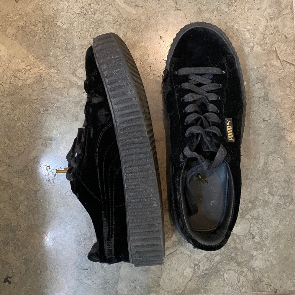 Black velvet puma fenty sneakers